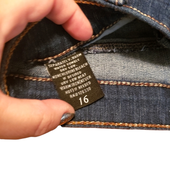 Thrill Girl's Jean Shorts - Picture 6 of 6